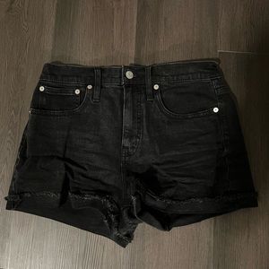 Madewell black jean shorts, size 25
